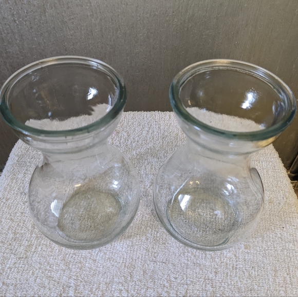 Reserved! Set of 5 Petite Clear Glass Vases - Picture 3 of 8